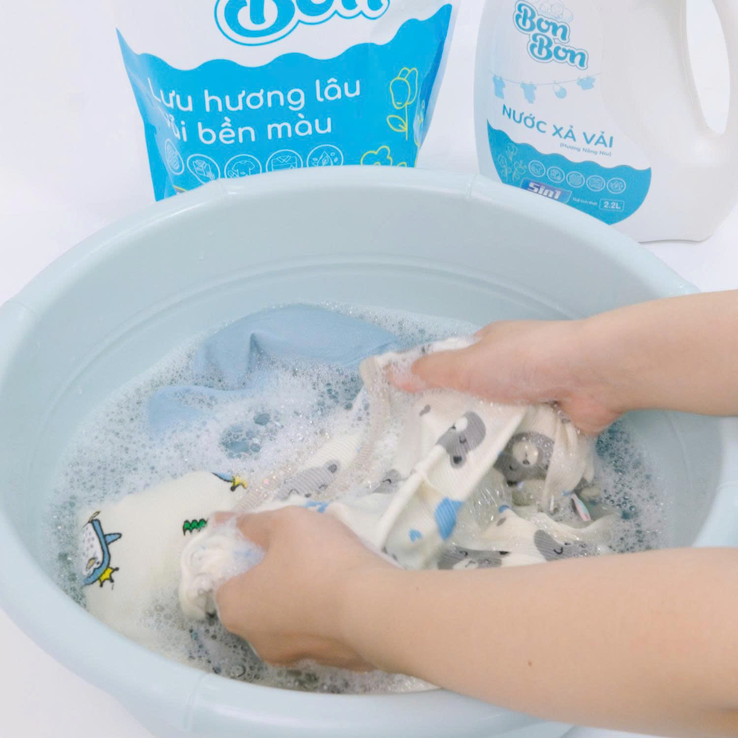 nuoc-giat-bon-bon