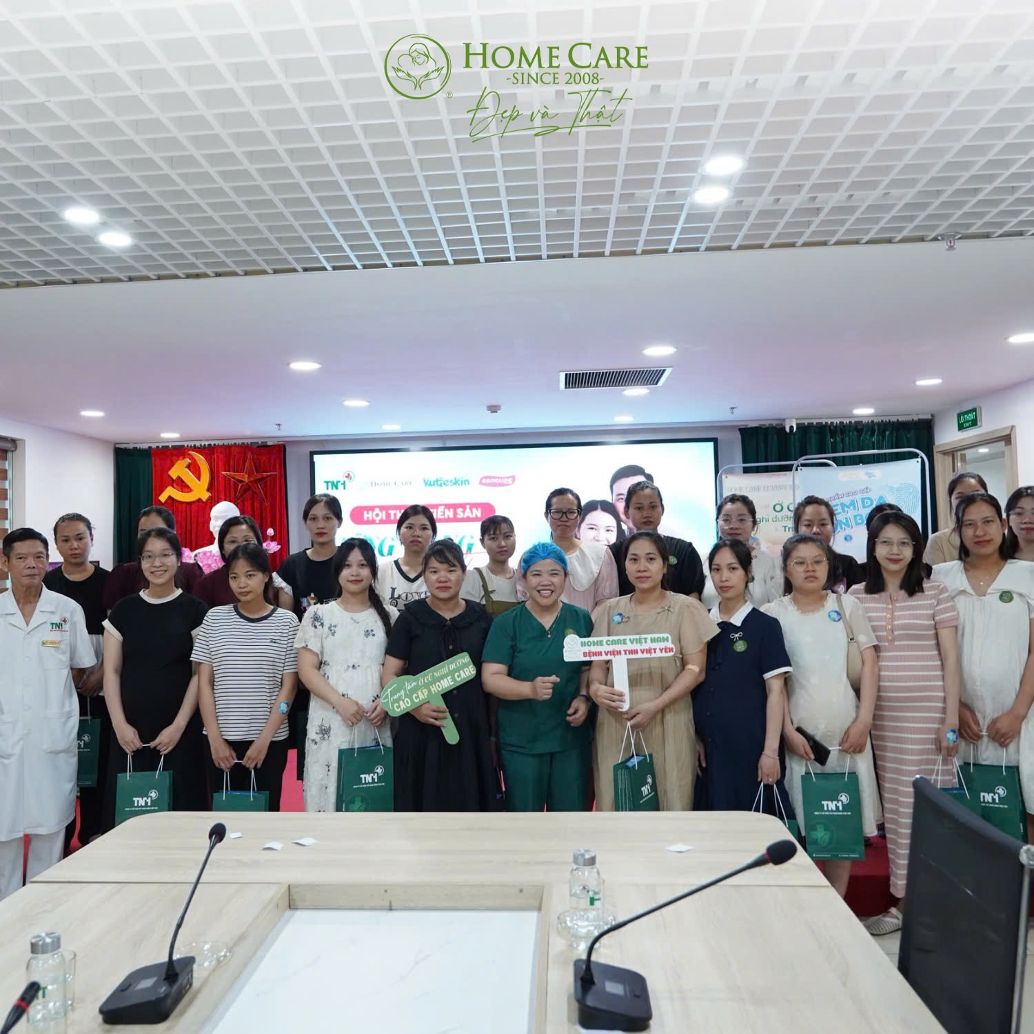 Sữa Tắm Gội Cho Bé Hăm Chàm Sữa Không Chứa Gốc SUNFAT Chính Hãng HomeCare 500ml