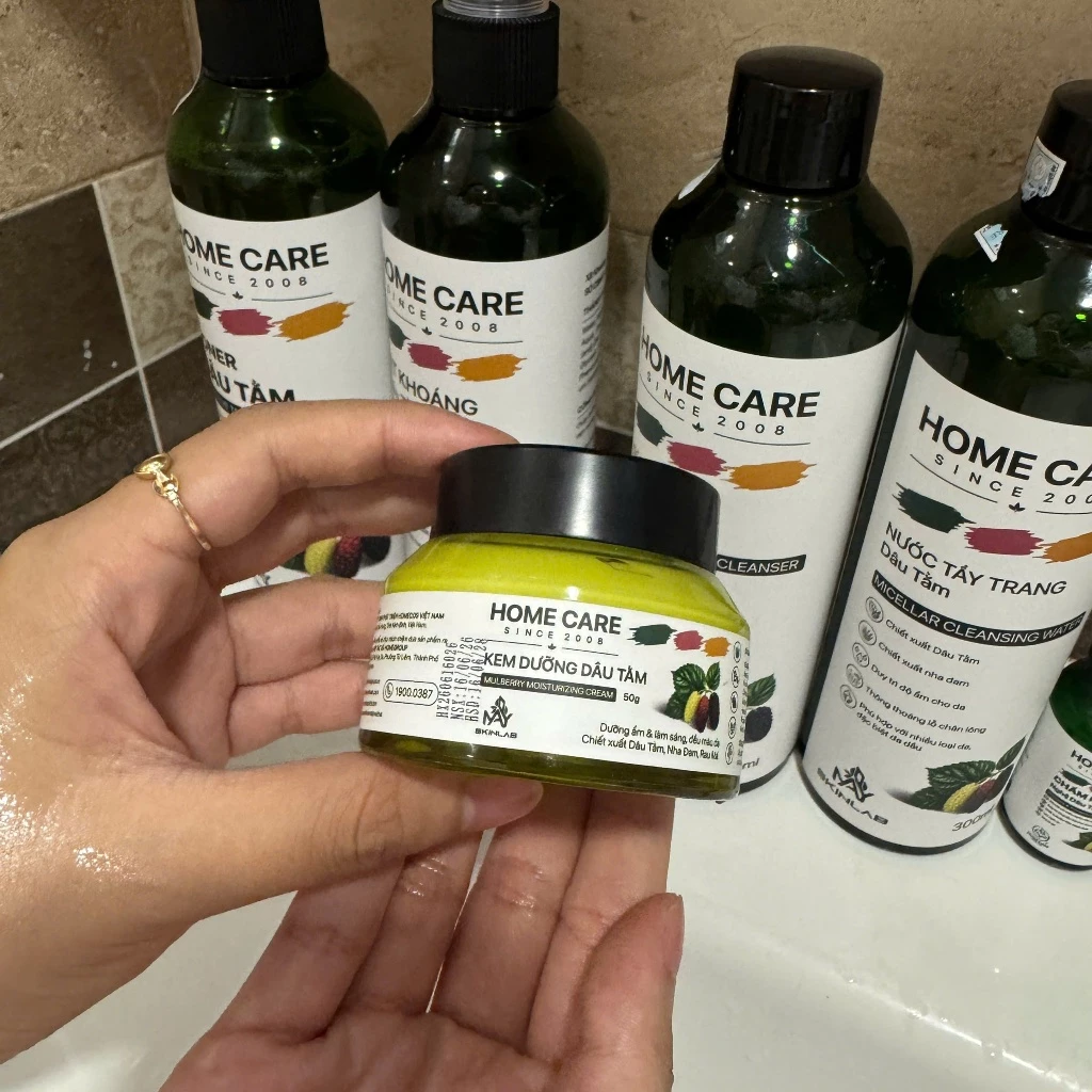 Kem Dưỡng Da Làm Sáng, Đều Màu Da Từ Dâu Tằm, Nha Đam, Rau Má Chính Hãng Home Care